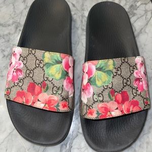 Gucci Blooms size 9